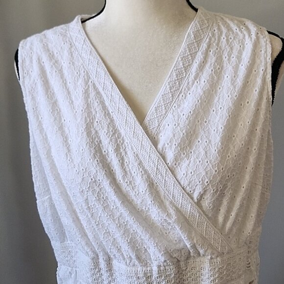 Roaman's Off White Eyelet and Knit Fully Lined Sleeveless Maxi Dress - Picture 6 of 15